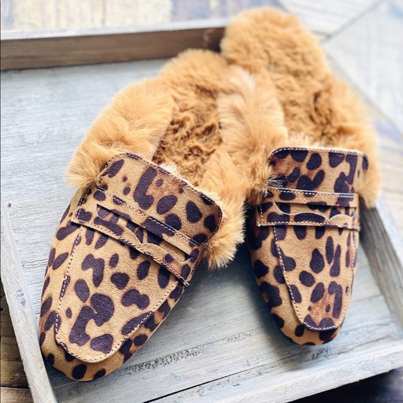 NO MORE BACK AND FORTH MULES-LEOPARD - Picture 2 of 2